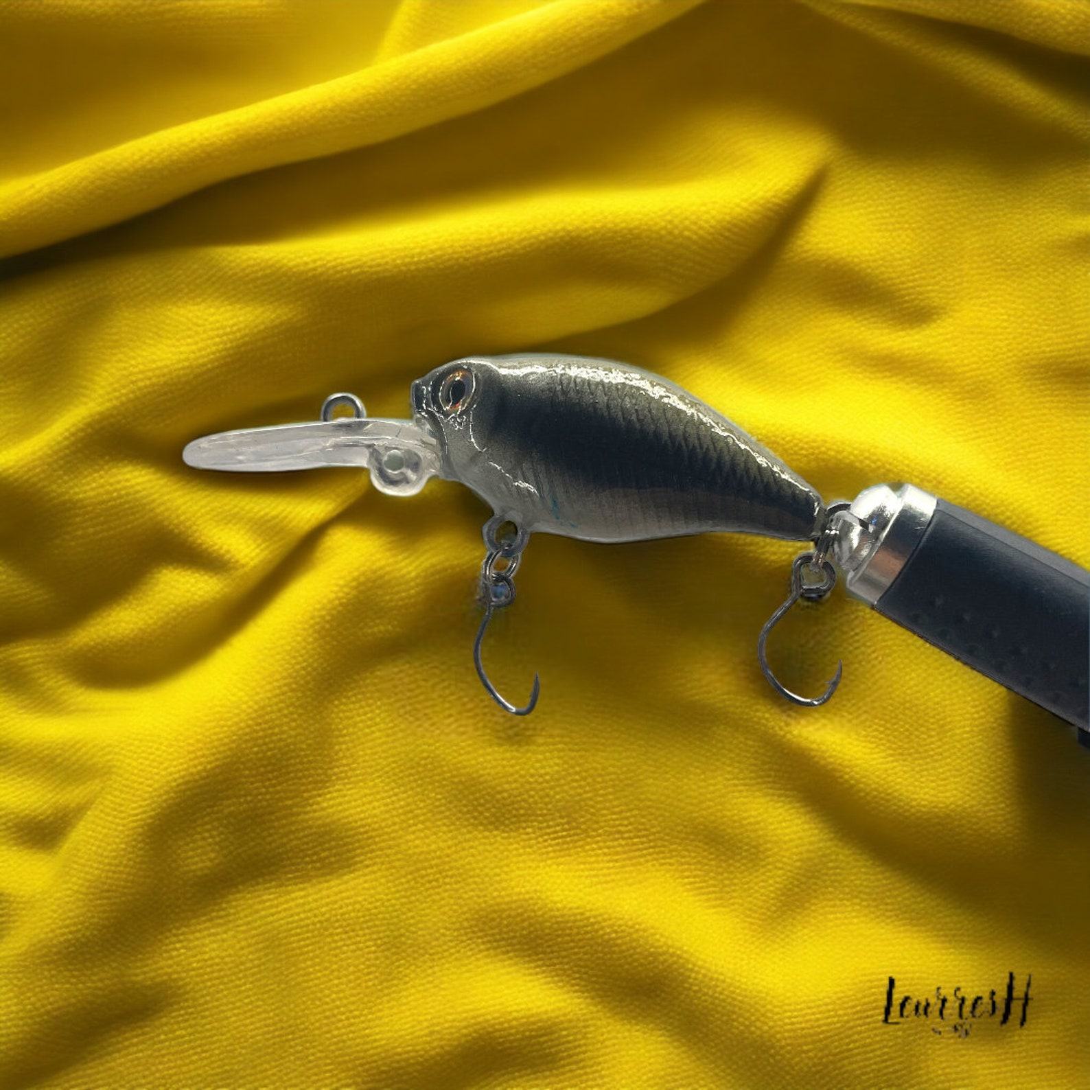 The Glittering Roach Handcrafted Hard Fishing Lure for Trout and Perch