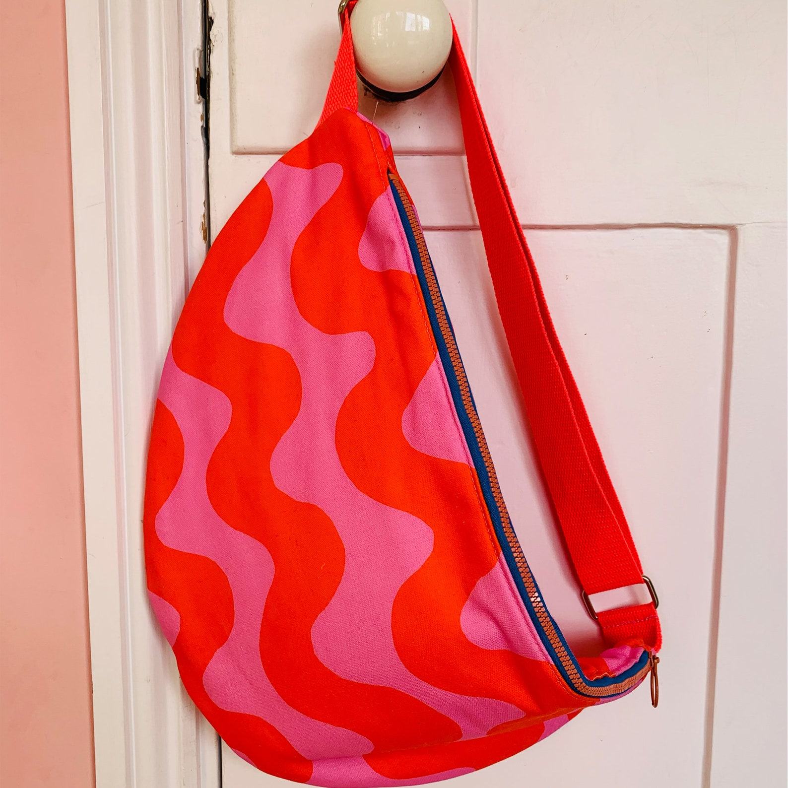 The Slice The Ultimate Crossbody Shoulder Bag for Style and Convenience