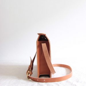 Timeless Brown Leather Crossbody Bag A Minimalist Masterpiece
