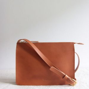 Timeless Brown Leather Crossbody Bag A Minimalist Masterpiece