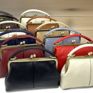 Timeless Elegance Black Leather Handbag with Kiss Lock Charm