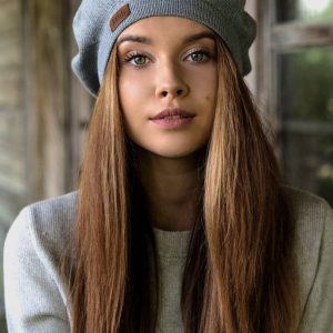 Timeless Elegance Merino Wool Beret for Women, a Year-Round Headpiece