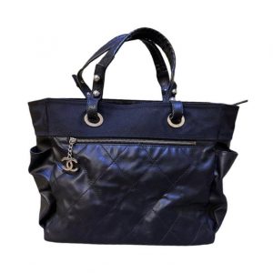 Timeless Elegance Vintage Chanel Bag, a Legacy of Style