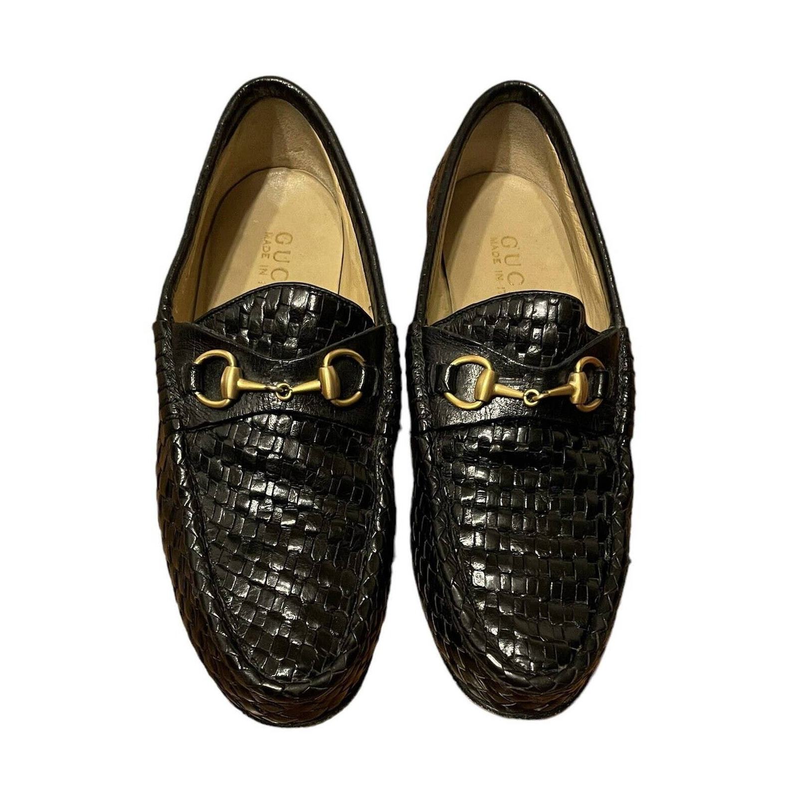 Timeless Elegance Vintage Gucci Classic Woven Horsebit Loafers in Size 6B