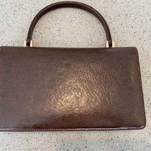 Timeless Elegance Vintage Gucci Leather Briefcase for the Discerning Professional