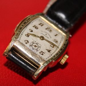 Timeless Elegance Vintage Swiss-Made CI Josephson Manual Wind Watch from the Golden Era