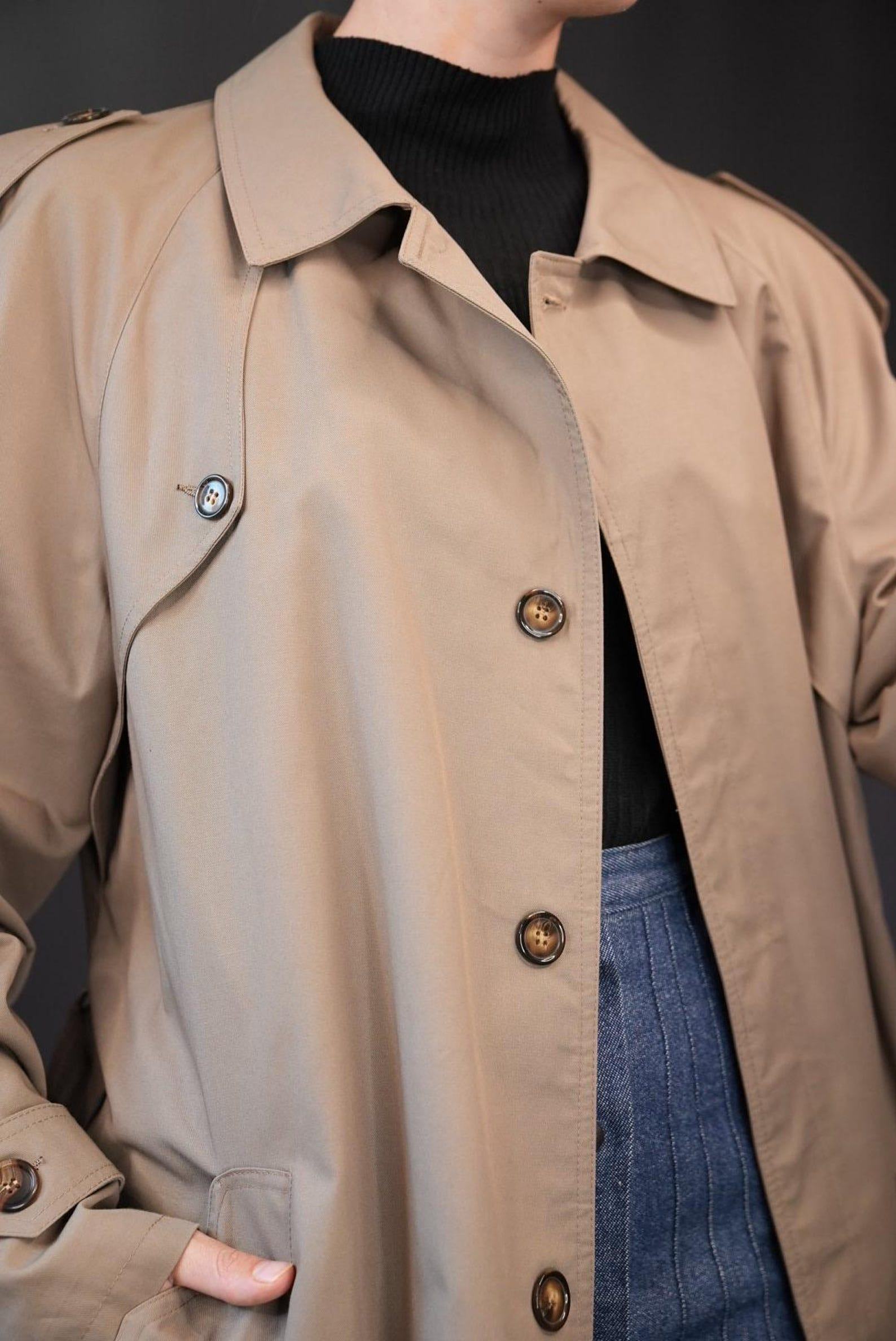 Timeless Taupe Trench A Vintage Masterpiece with Checkered Charm - Image 4