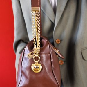 Timeless Treasure Vintage 80s Leather Shoulder Bag with Golden Chain
