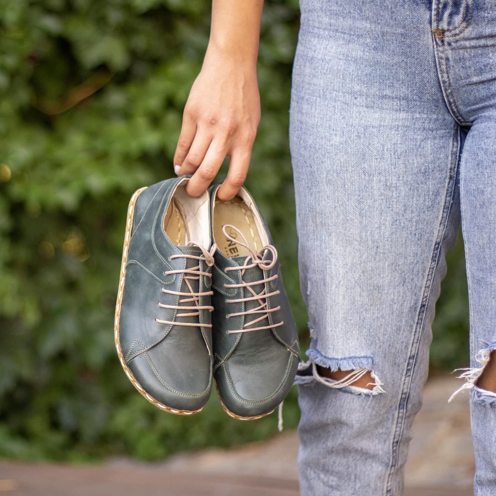 Toledo Green Leather Barefoot Sneakers – Women’s Handmade Earthing Grounding Shoes