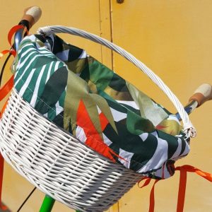Tropical Bicycle Basket A Vibrant Oasis for Your Ride
