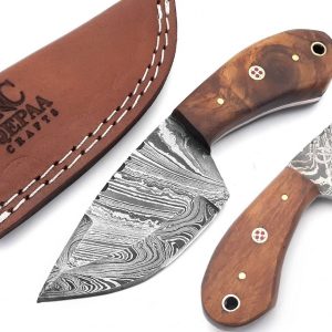Unleash the Wild Damascus Steel Hunting Knife for Unforgettable Adventures