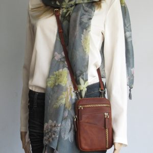 Unleash Your Style The Ultimate Leather Phone Bag for Festivals and Beyond