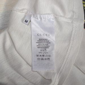 Unleash Your Wild Side Gucci’s Captivating Tiger Print Sprovveduta Eta T-shirt