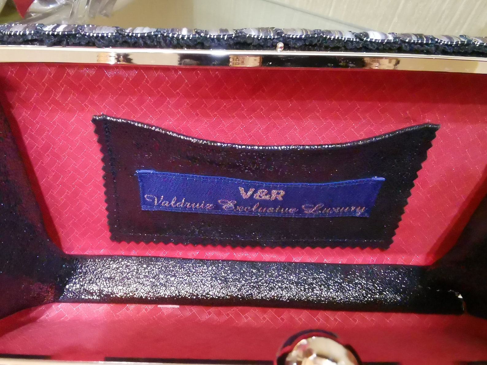 V The Ultimate Smartwatch for Health, Fitness, and Style - Image 6