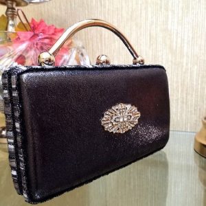 V The Ultimate Smartwatch for Health, Fitness, and Style