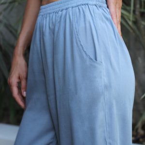 Versatile High-Waisted Tapered Pants Elevate Your Casual Style