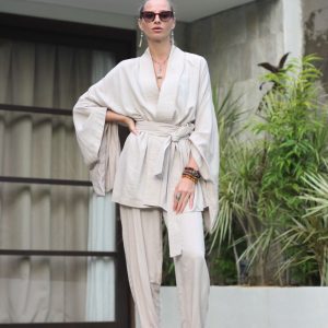 Versatile High-Waisted Tapered Pants Elevate Your Casual Style