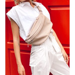 Versatile Leather Fanny Pack Belt Bag with Removable Strap for Hands-Free Convenience