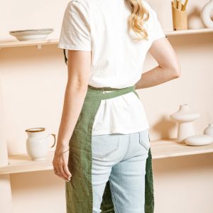 Versatile Linen Apron Style and Functionality for Every Occasion