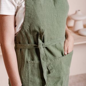 Versatile Linen Apron Style and Functionality for Every Occasion