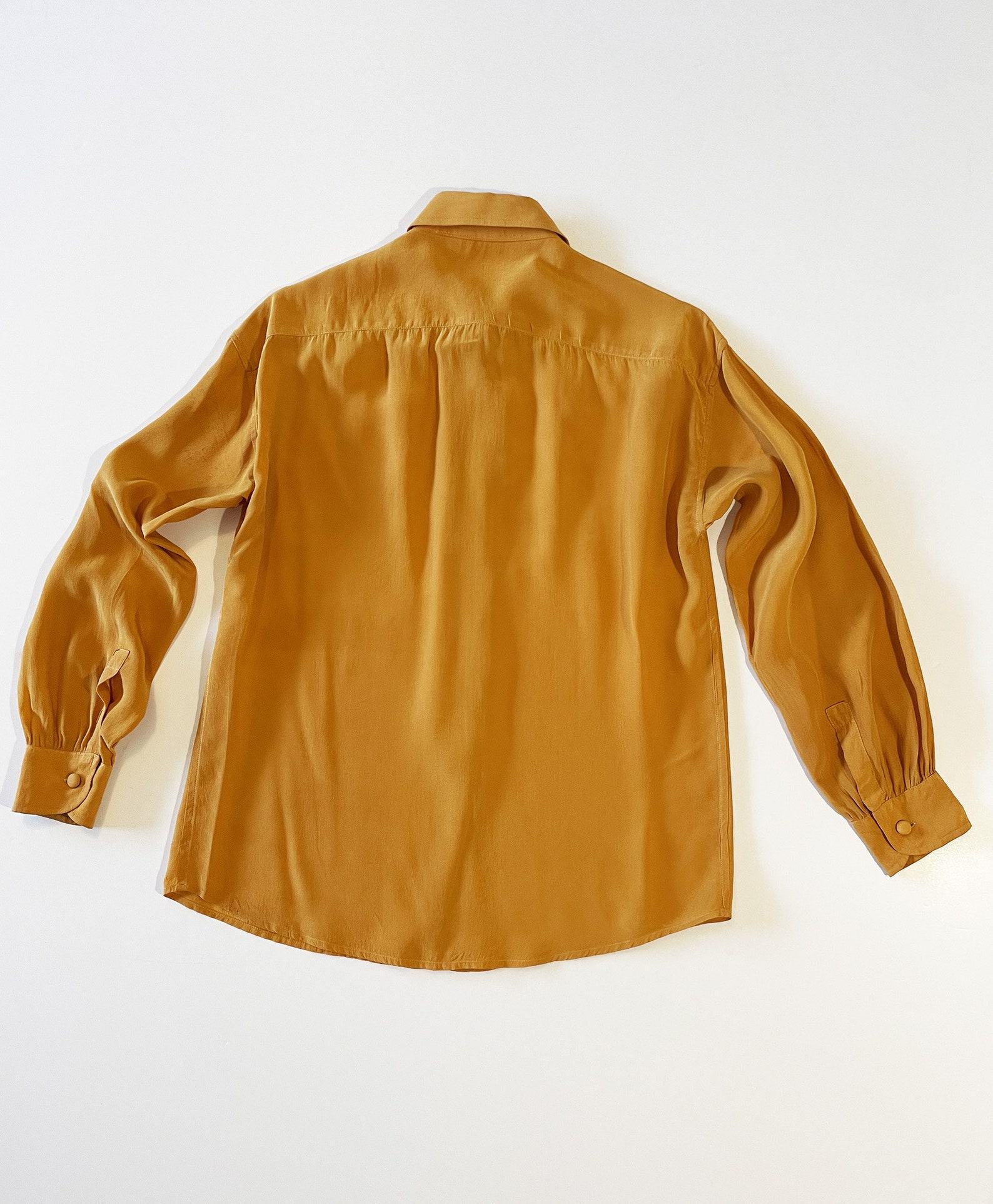 Vintage 1970s Gucci Silk Blouse in Apricot, Size M - Image 6
