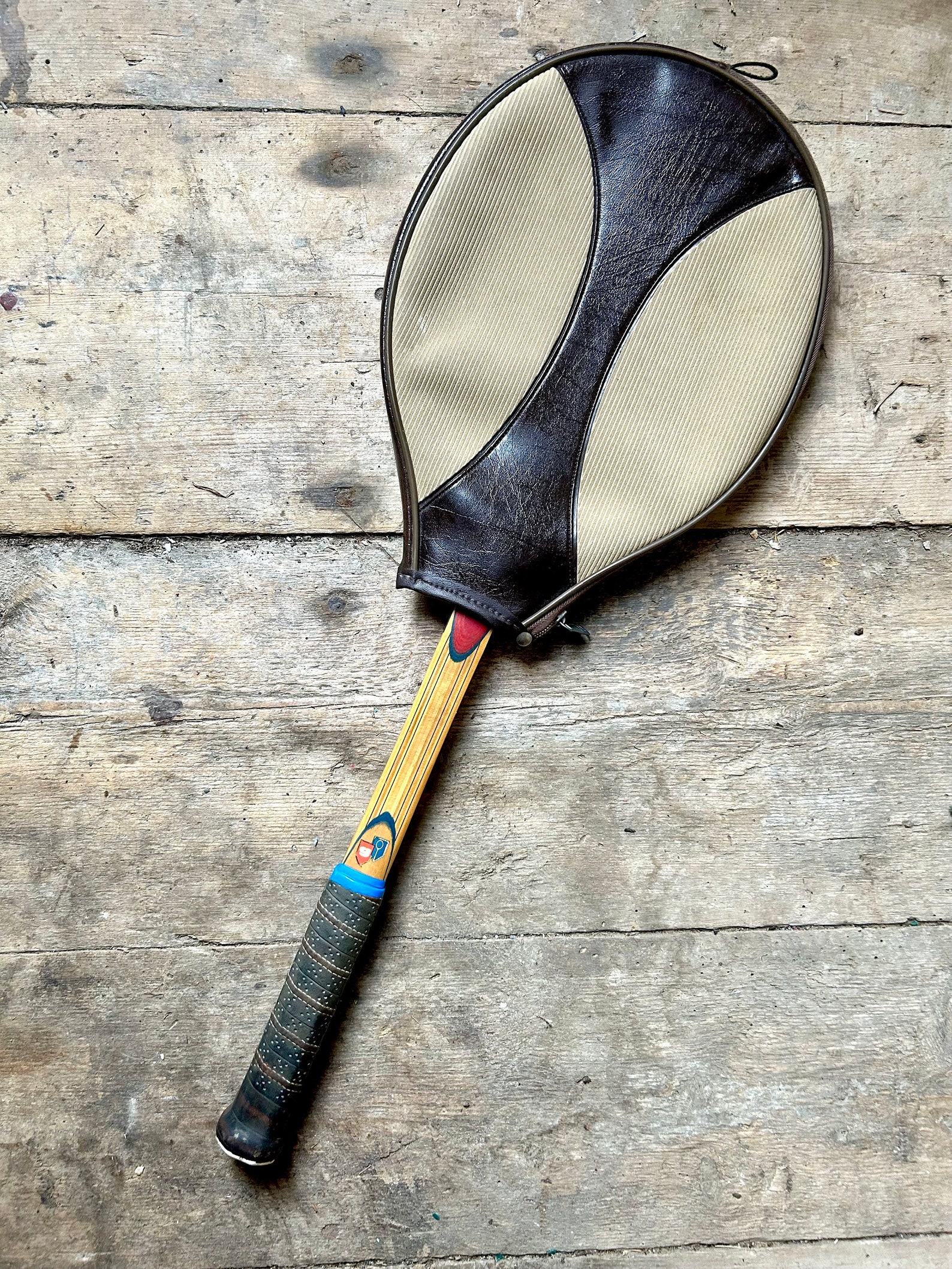 Vintage 70s Garcia Cragin C-44 Wood Tennis Racquet with Vinyl Zip Cover - Image 6
