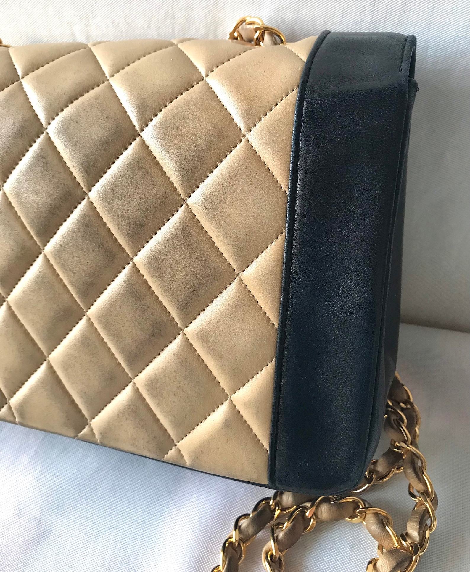 Vintage CHANEL Beige and Black Lambskin 2.55 Classic Flap Shoulder Bag with Golden CC - Image 4
