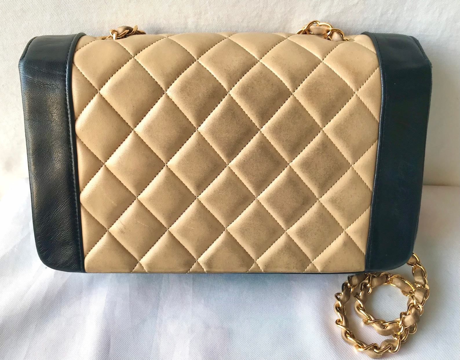 Vintage CHANEL Beige and Black Lambskin 2.55 Classic Flap Shoulder Bag with Golden CC - Image 3