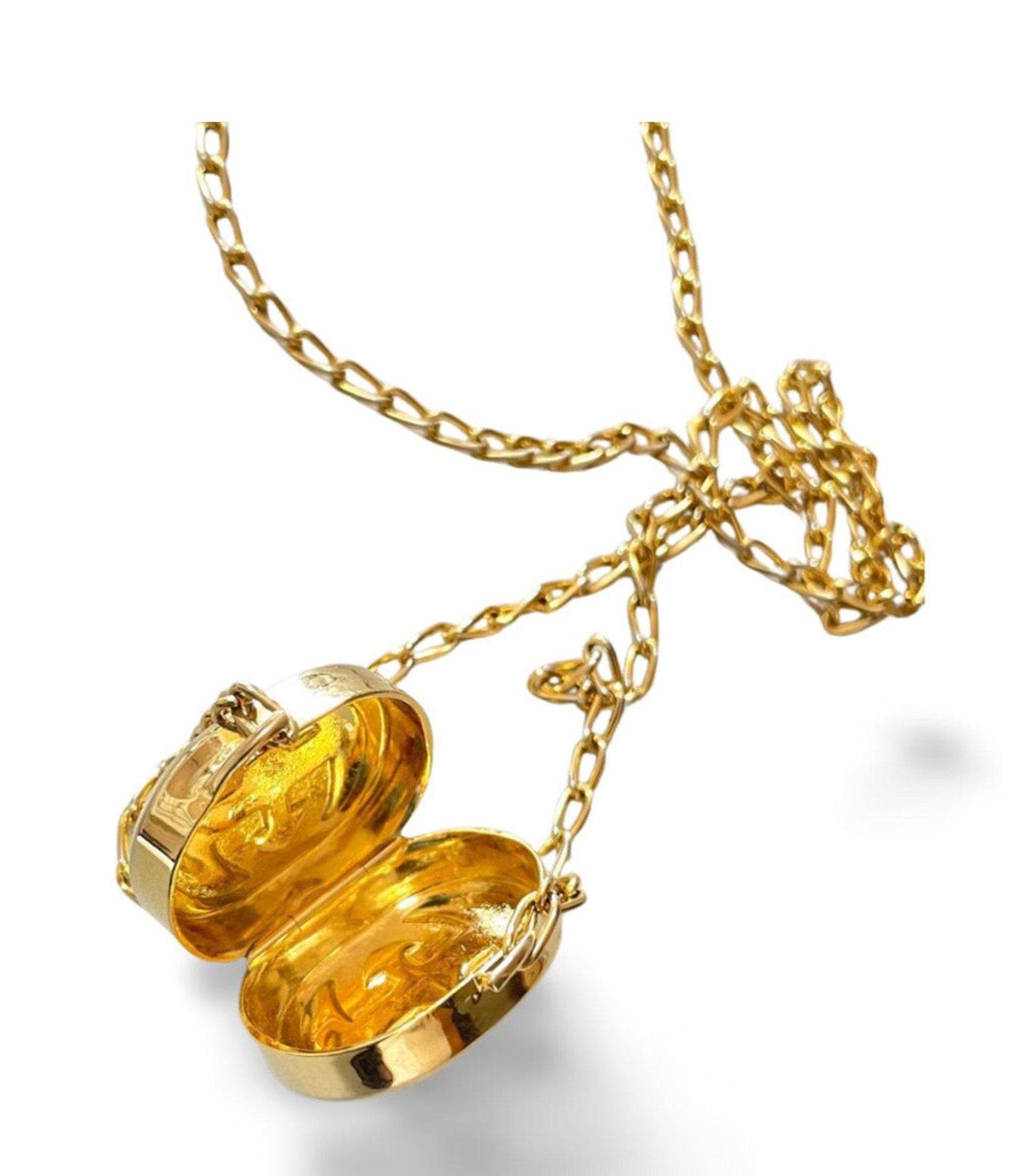 Vintage Gucci Gold Skinny Chain Necklace with Oval Pill Case Pendant - Image 3