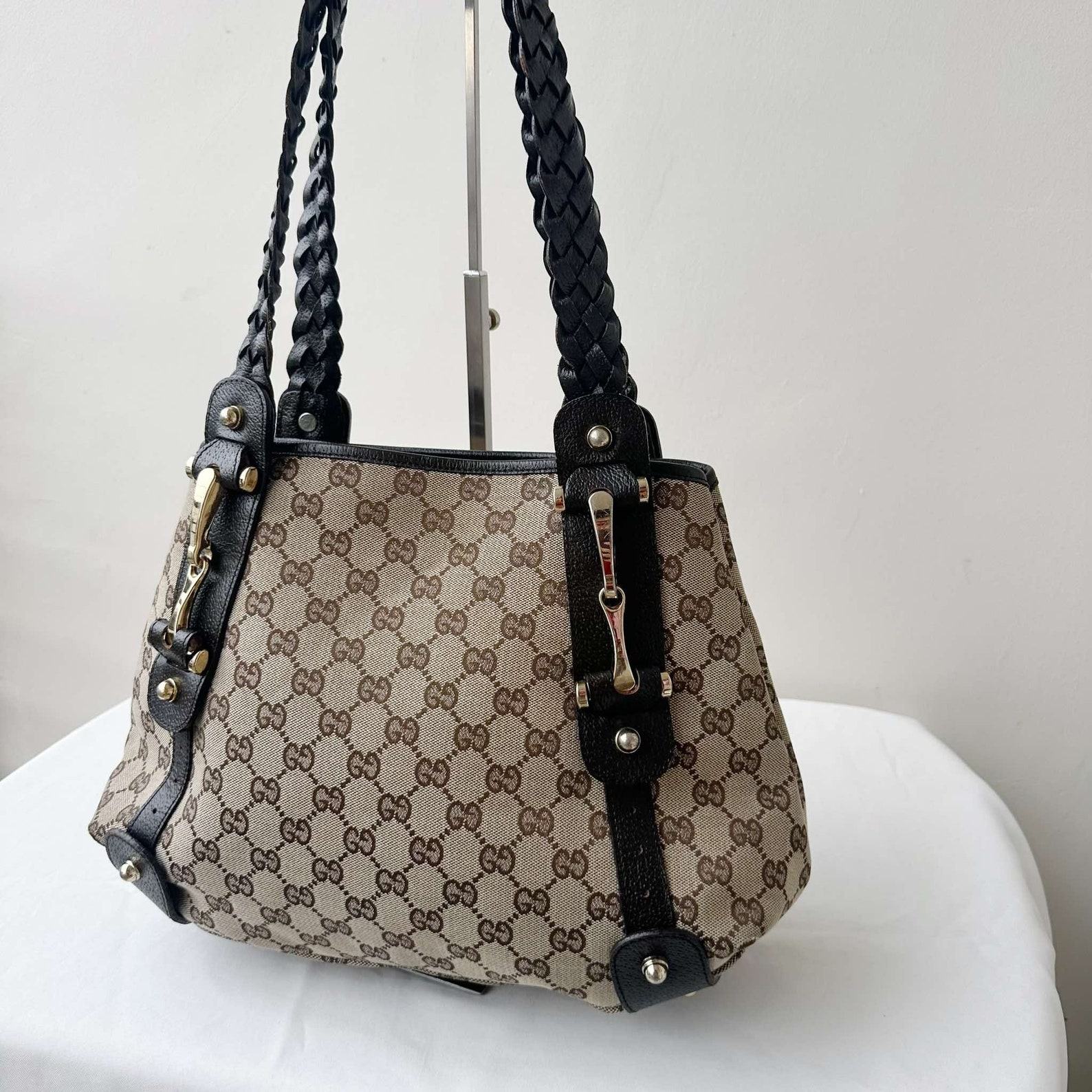 Vintage Gucci Monogram Pelham Shoulder Bag Timeless Elegance for the Modern Woman