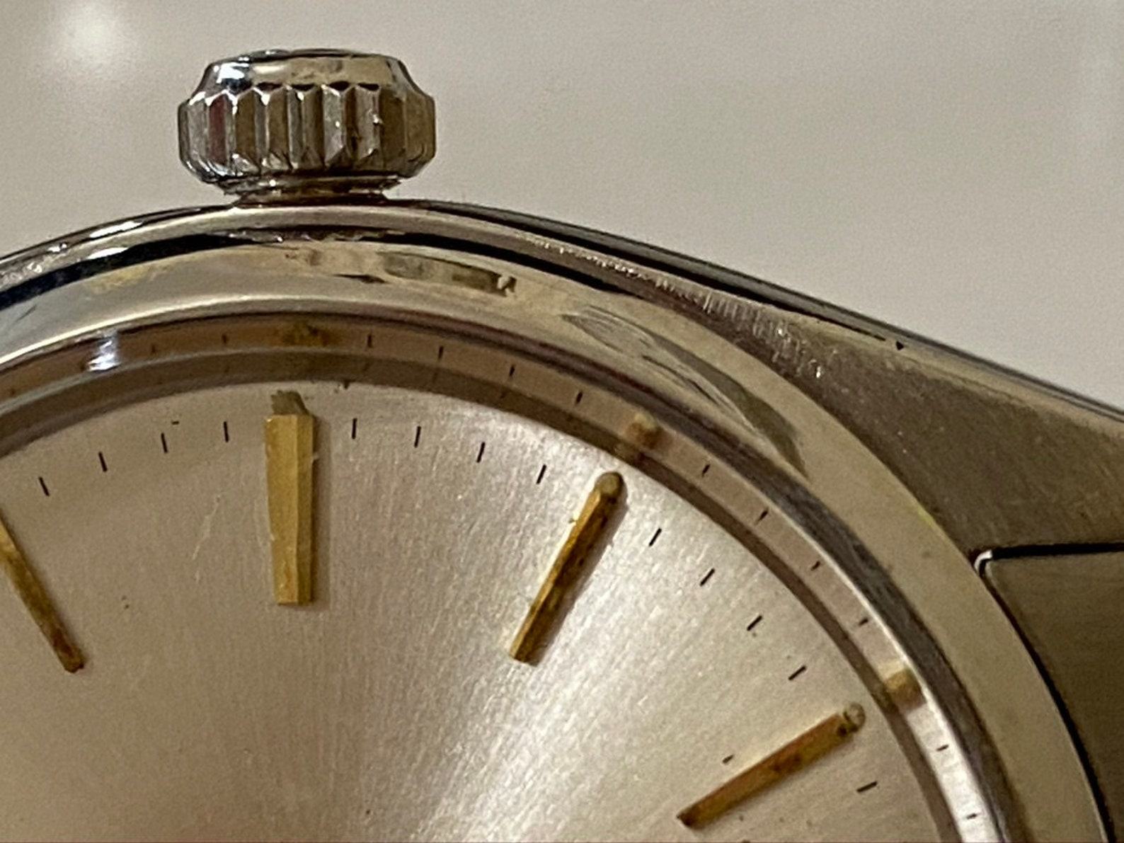 Vintage Rolex Oyster Perpetual 1002 A Timeless Treasure from the 1980s - Image 3