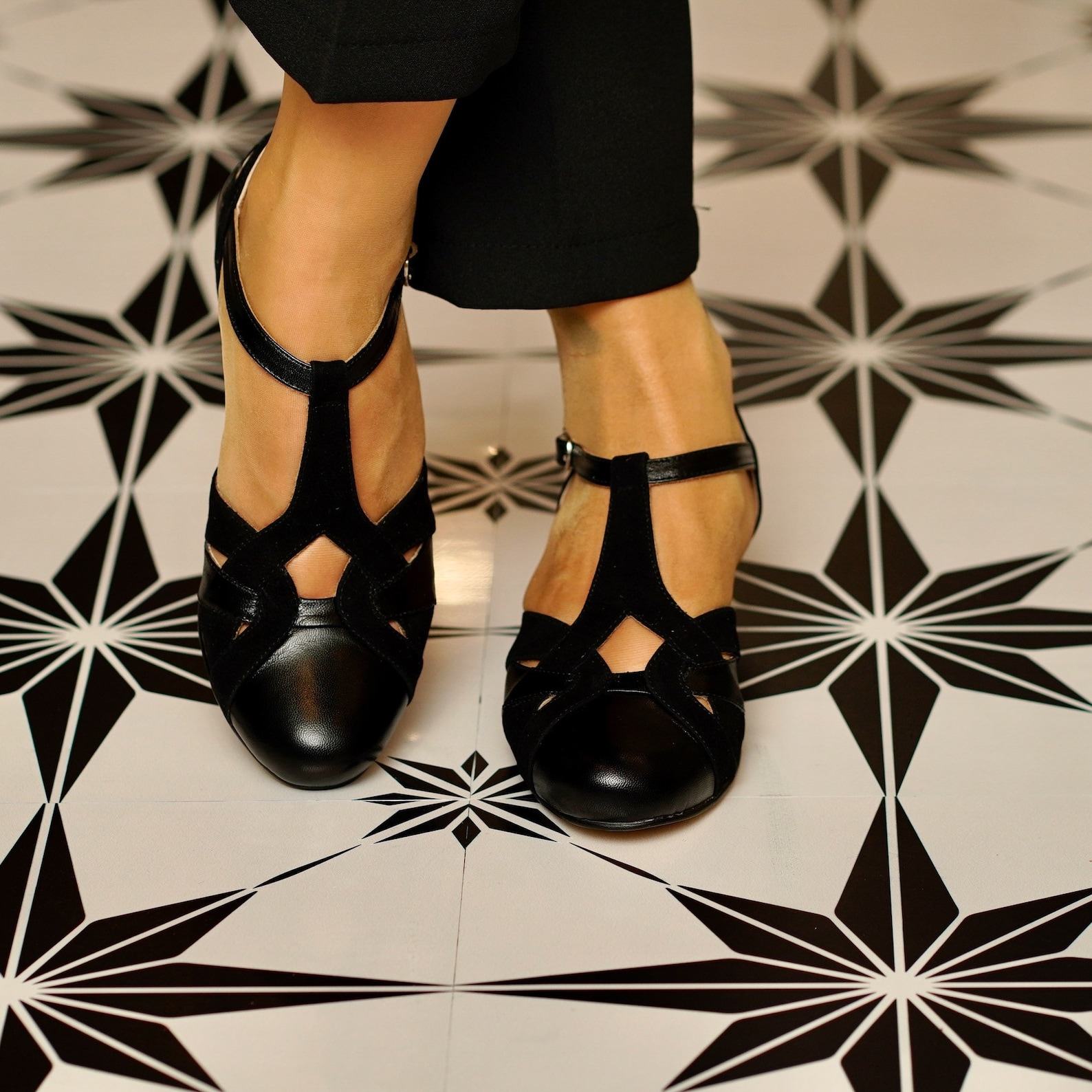 Vintage Vibes Genuine Leather Retro Shoes for the Modern Mod