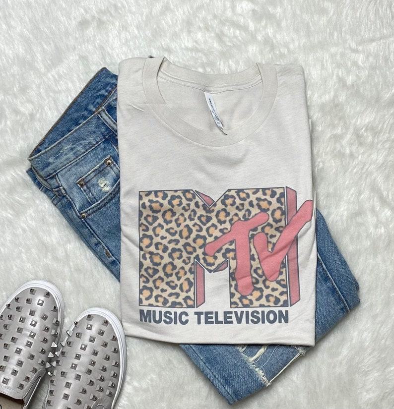 Vintage Vibes MTV’s Leopard Graphic Tee – Unleash Your Inner Rock Star