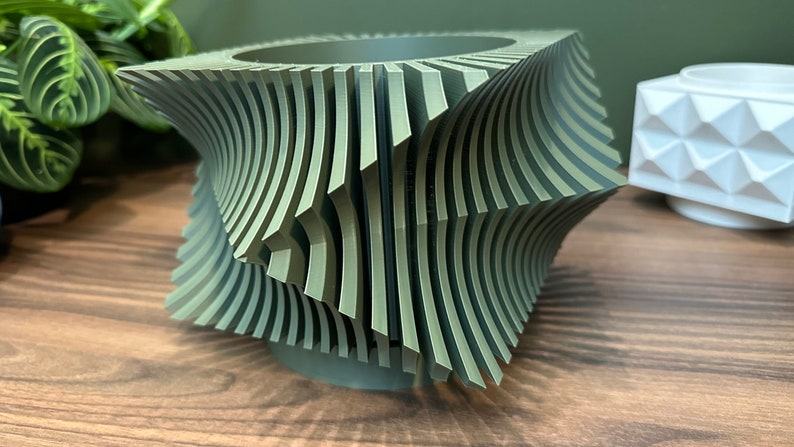 Wacky Planter Elevate Your Home Decor with Modern Design and Eco-Consciousness