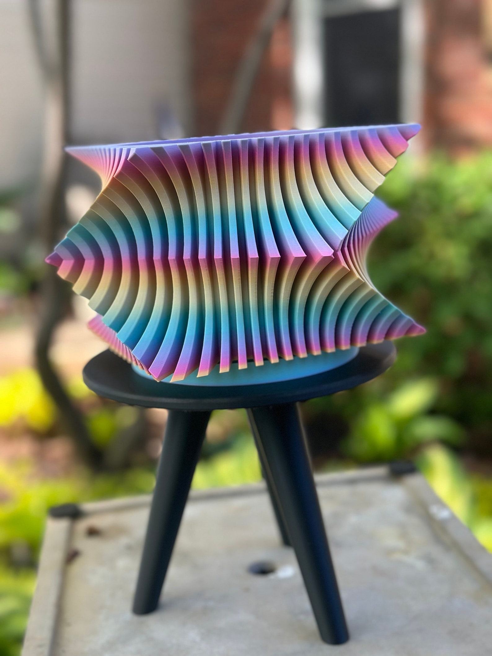 Wacky Planter Elevate Your Home Decor with Modern Design and Eco-Consciousness - Image 3