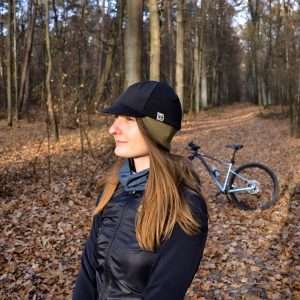 Warm Up Your Ride The Ultimate Winter Cycling Cap for Unstoppable Adventures