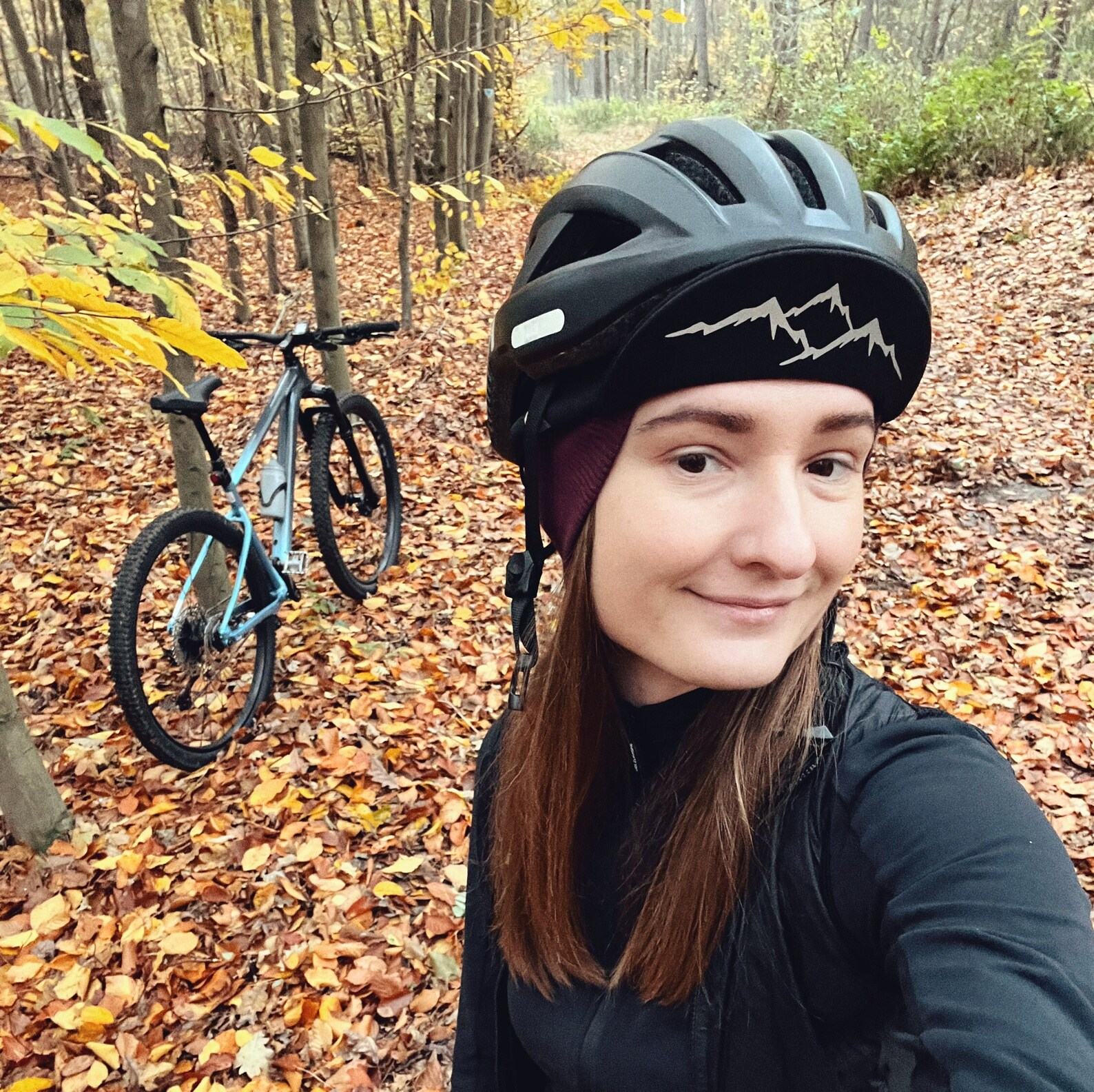 Warm Up Your Ride The Ultimate Winter Cycling Cap for Unstoppable Adventures