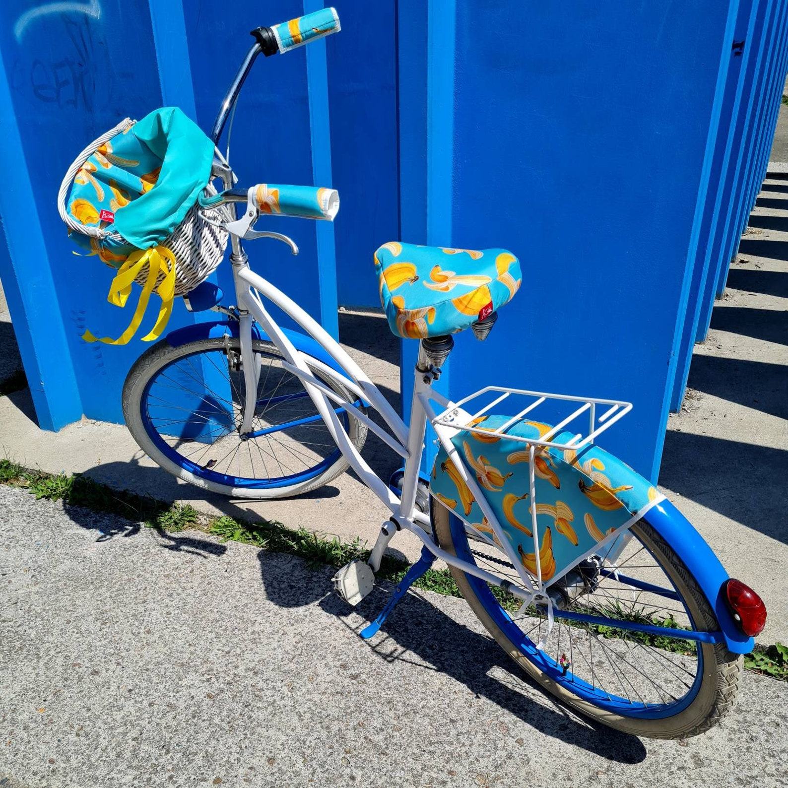 Waterproof Bananas Bicycles Set Ride with Confidence in Any Weather