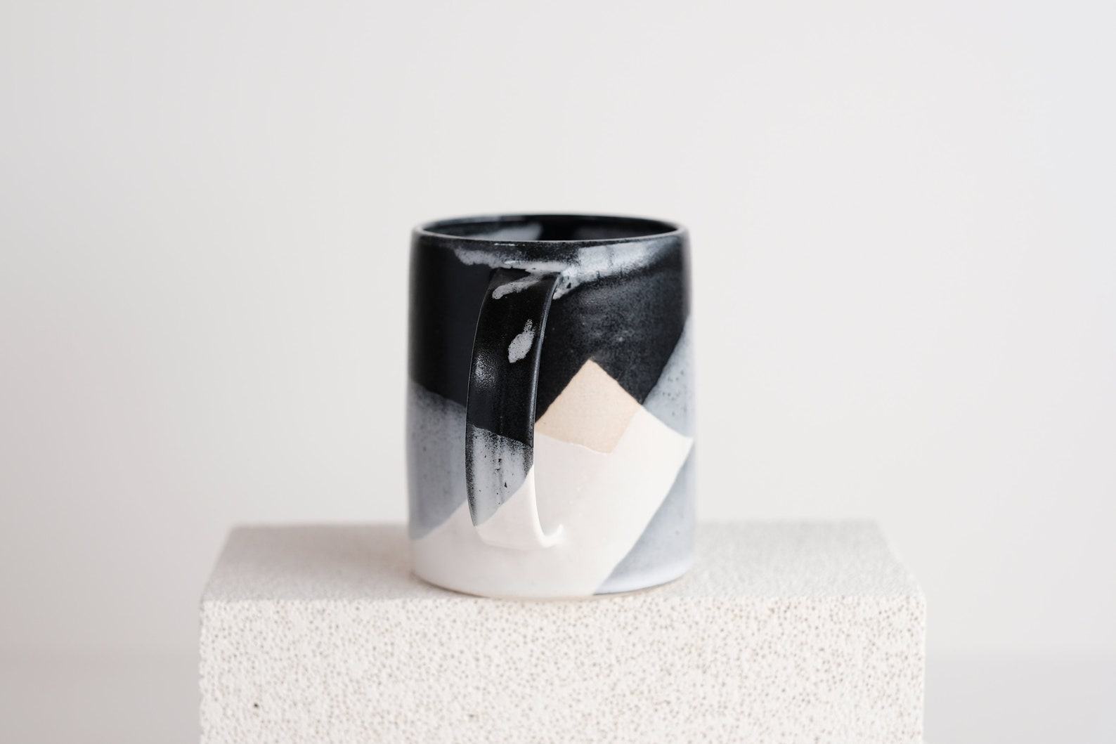 Winter’s Embrace Handcrafted Stoneware Mug for 17oz of Cozy Warmth - Image 3