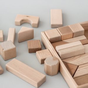 Wooden Building Blocks 39-Piece Montessori Toy for Toddlers, Preschoolers, and Kids