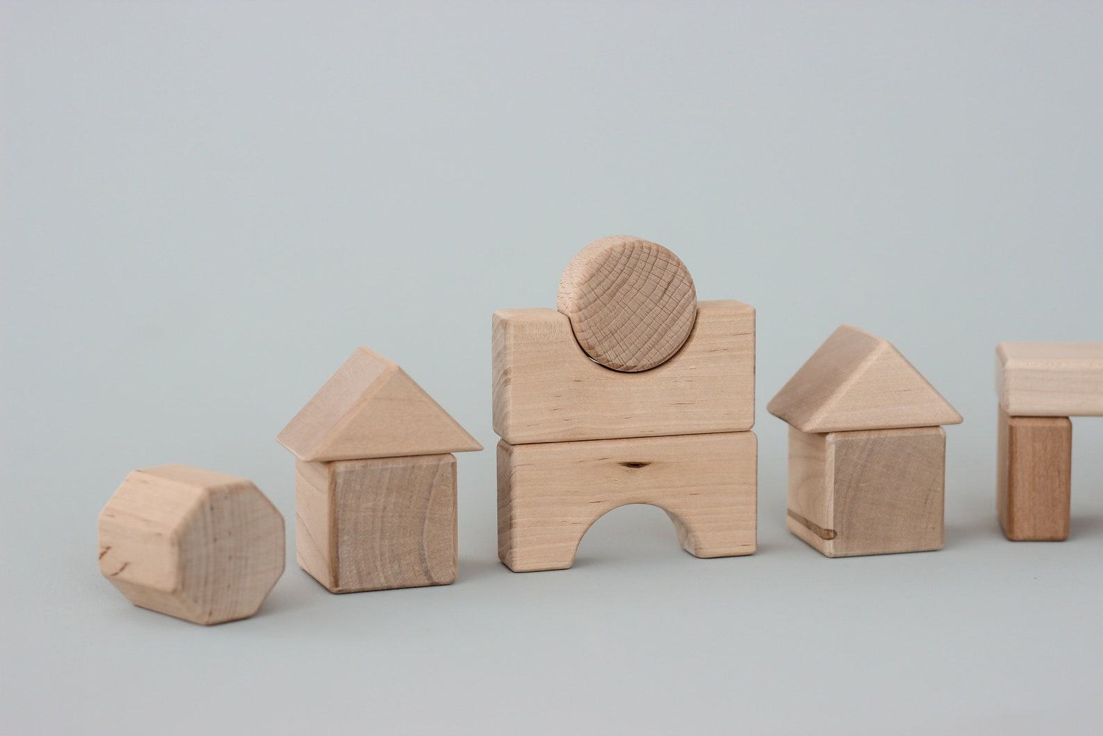 Wooden Building Blocks 39-Piece Montessori Toy for Toddlers, Preschoolers, and Kids - Image 4