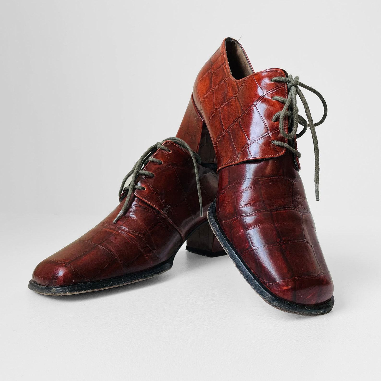 Yves Saint Laurent Vintage 90s Patent Leather Lace-Up Heels (Size 38)