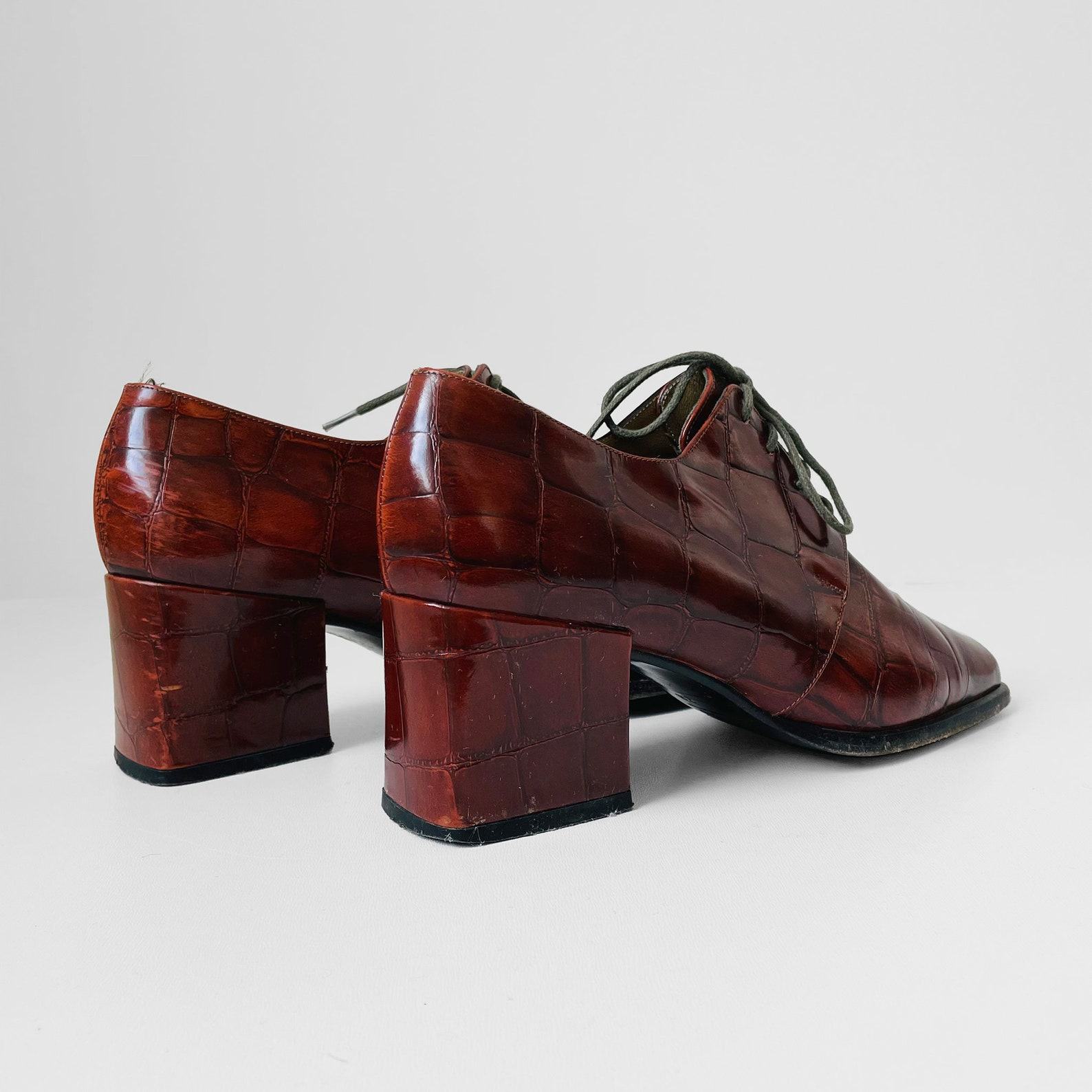 Yves Saint Laurent Vintage 90s Patent Leather Lace-Up Heels (Size 38)