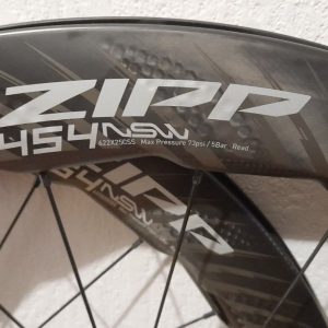 Zipp 454 NSW Carbon Clincher 700c Wheelset Unparalleled Speed and Control