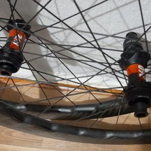 Zipp 454 NSW Carbon Clincher 700c Wheelset Unparalleled Speed and Control